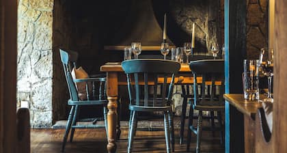 The Tytherleigh Arms