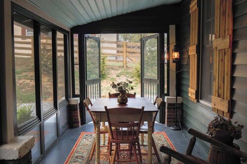 Leipers Fork Bungalow | Hot Tub & Firepit