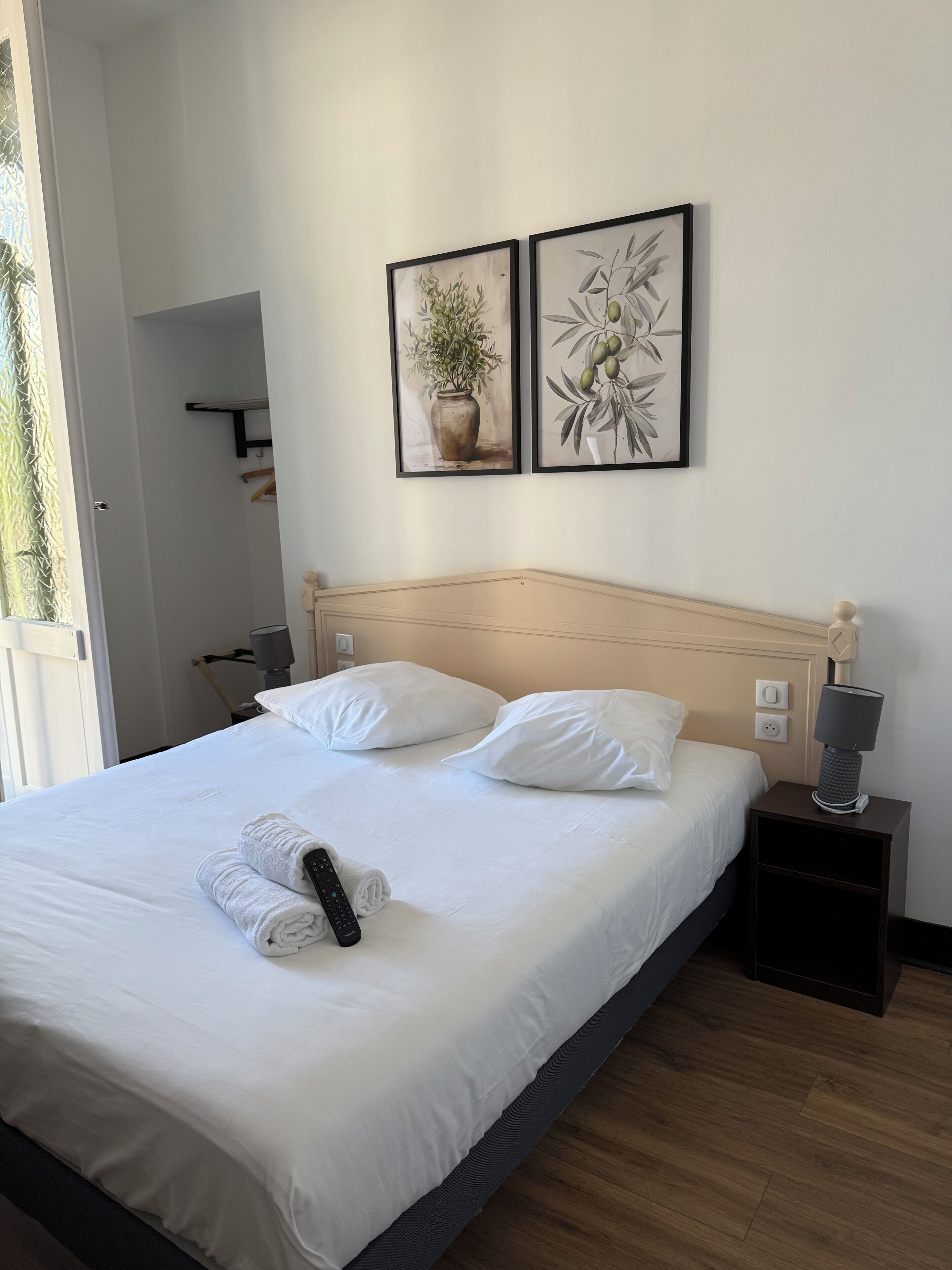 Comfort Double Room, City View | Laptop workspace, soundproofing, free WiFi