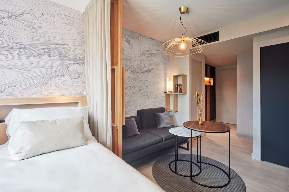 Studio, 1 Double Bed (2 Guests) | Living area