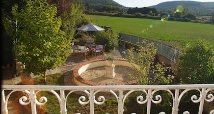 Le Trèfle de l'Impériale @lesgitesdelimpériale - House, garden & terrace