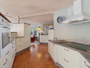 Réfrigérateur, lave-vaisselle