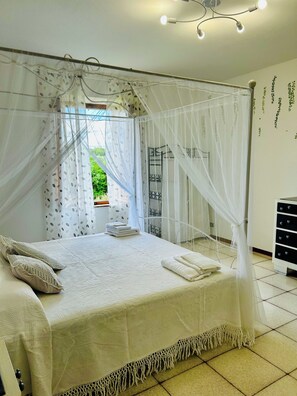 2 Schlafzimmer, Bettwäsche