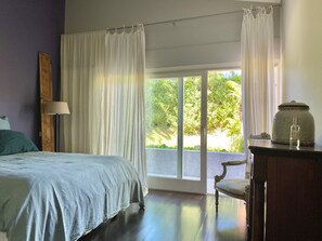 4 chambres, fer et planche Ă repasser, Wi-Fi, draps fournis