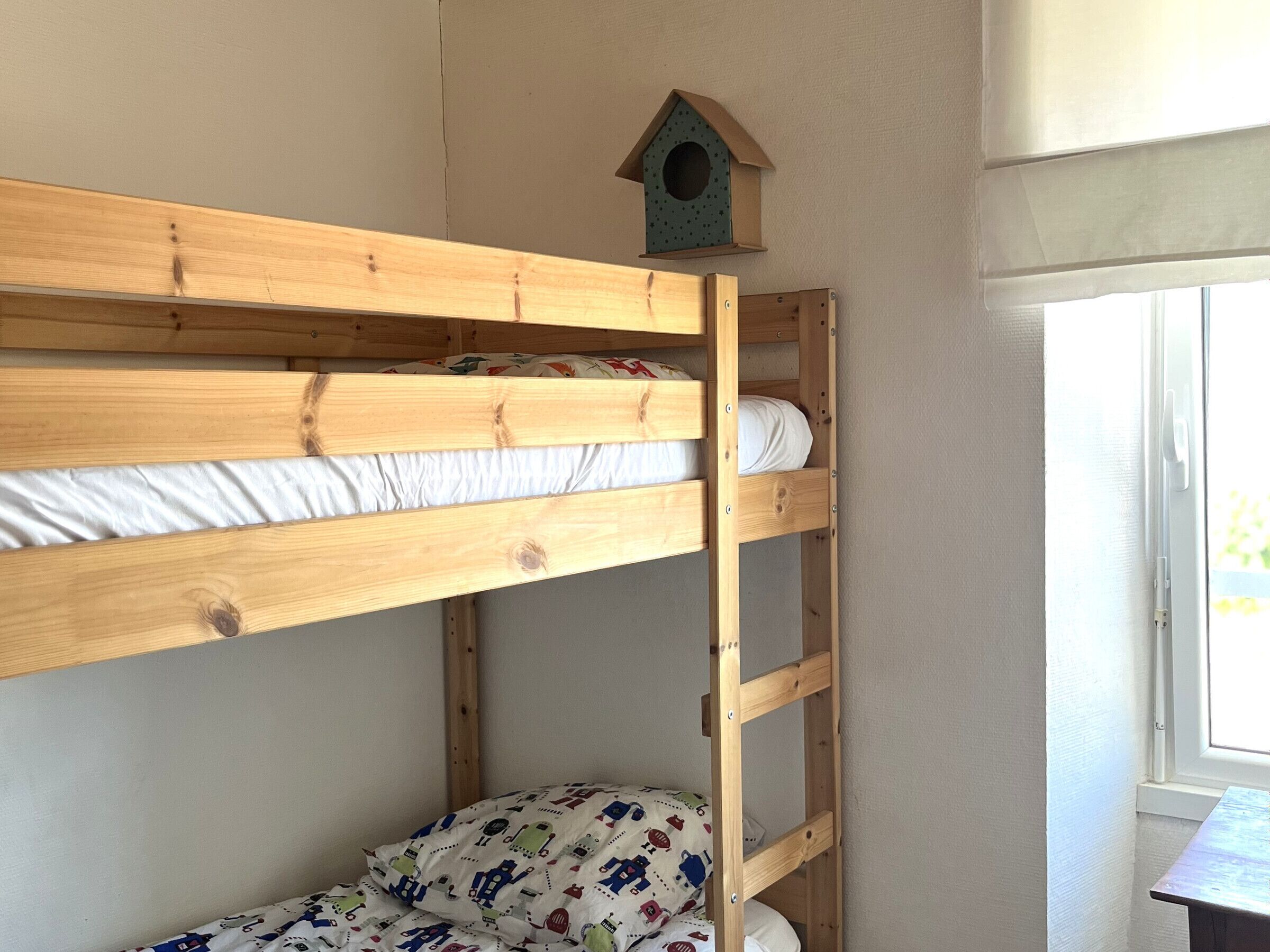 3 bedrooms, WiFi (free)