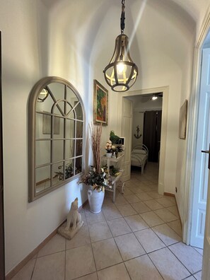 4 chambres, fer et planche Ă repasser, Wi-Fi, draps fournis