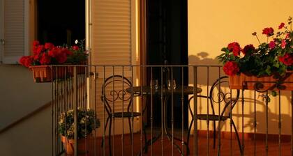 Tuscan vacation home with sea view and private garden