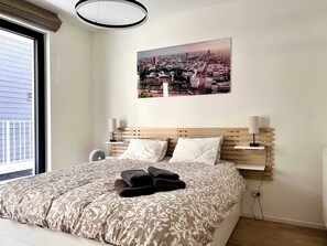 Bügeleisen/Bügelbrett, WLAN, Bettwäsche