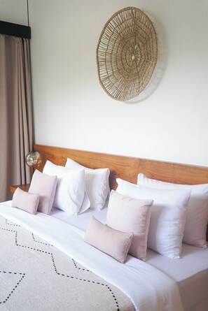 Iron/ironing board, free WiFi