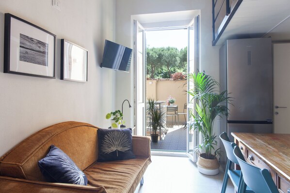 Private kitchen - Bright 3 Bed Rooms Orti Oricellari (Florence)