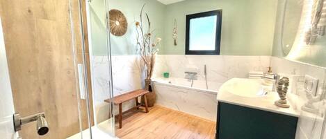 Haartrockner, Handtücher