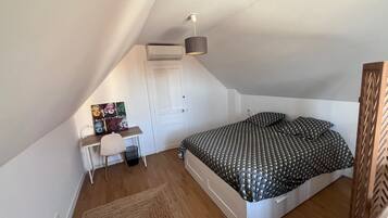 1 chambre, fer et planche Ă repasser, Wi-Fi gratuit