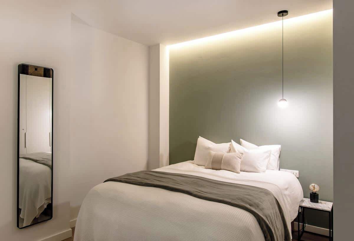 1 chambre, fer et planche à repasser, lit parapluie, Wi-Fi