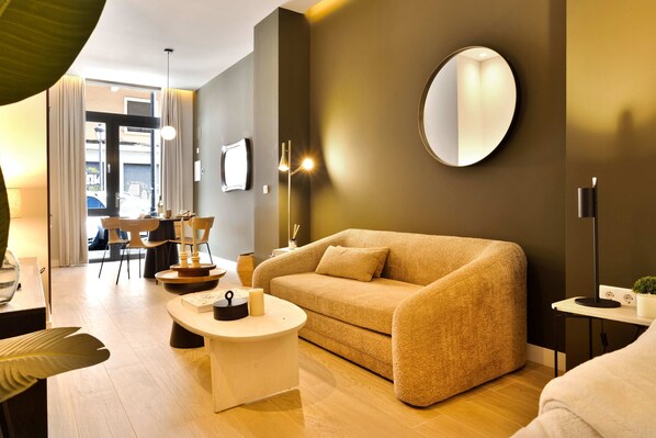 Televisio, työhuone