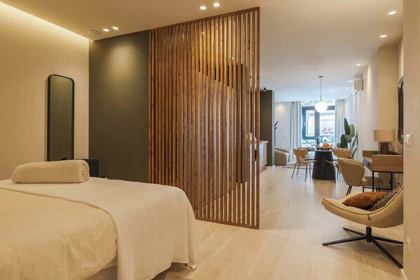 1 bedroom, WiFi, bed sheets, wheelchair access - SariStays Valencia City Lofts L (Valencia)