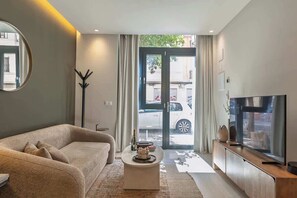 TV, offices