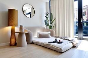 1 bedroom, desk, WiFi, bed sheets - SariStays Valencia Finca Verde L (Valencia)