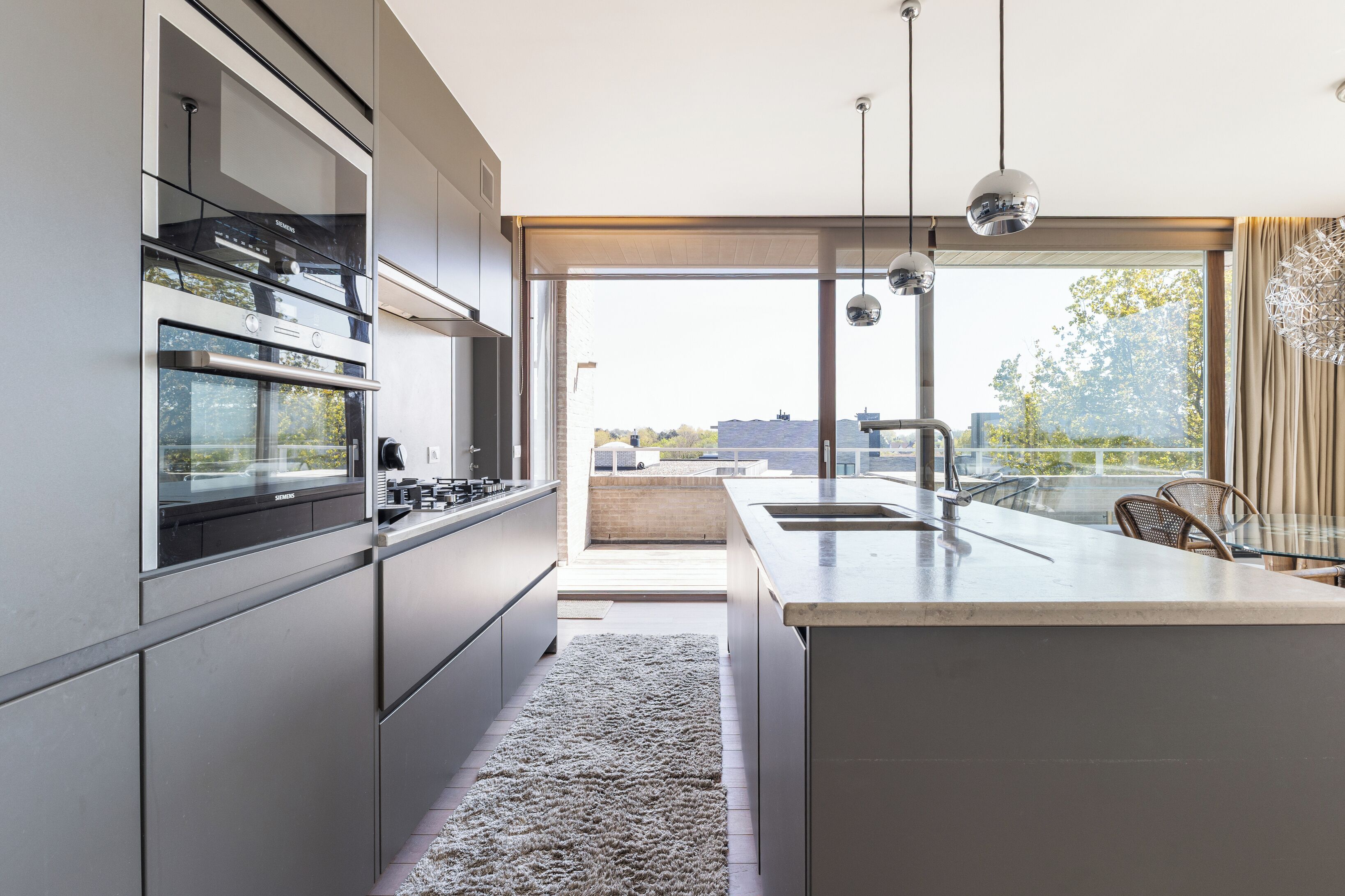 Fridge, oven, stovetop, dining tables