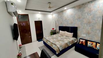 1 slaapkamer, een strijkplank/strijkijzer, wifi, beddengoed