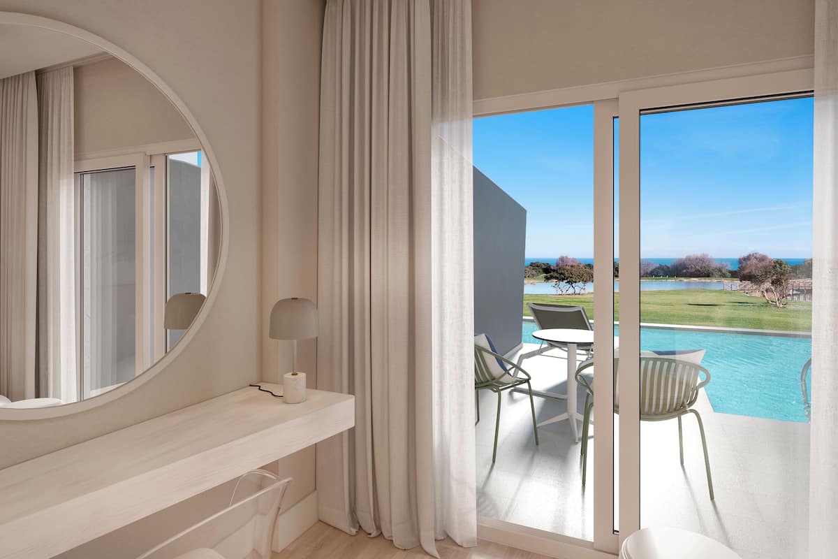 Deluxe Double or Twin Room, Pool Access, Sea View (Oh Là Là "The One" Swin Out)