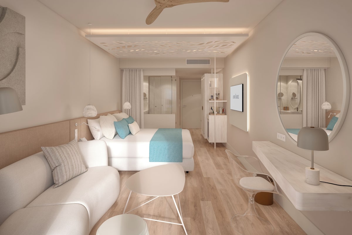 Pengeskab på værelset, skrivebord, gratis Wi-Fi