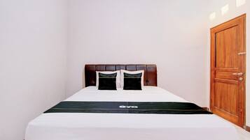 Double Room | Free WiFi, bed sheets