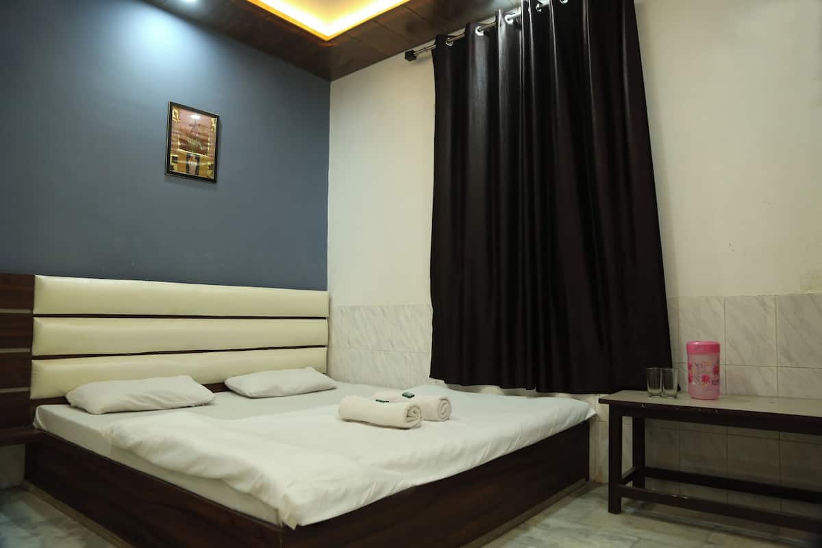 Standard Room | Free WiFi