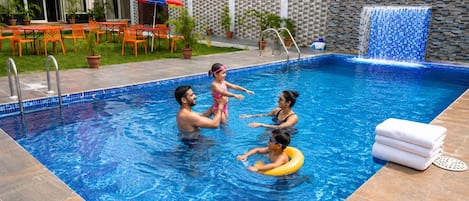 Piscine couverte