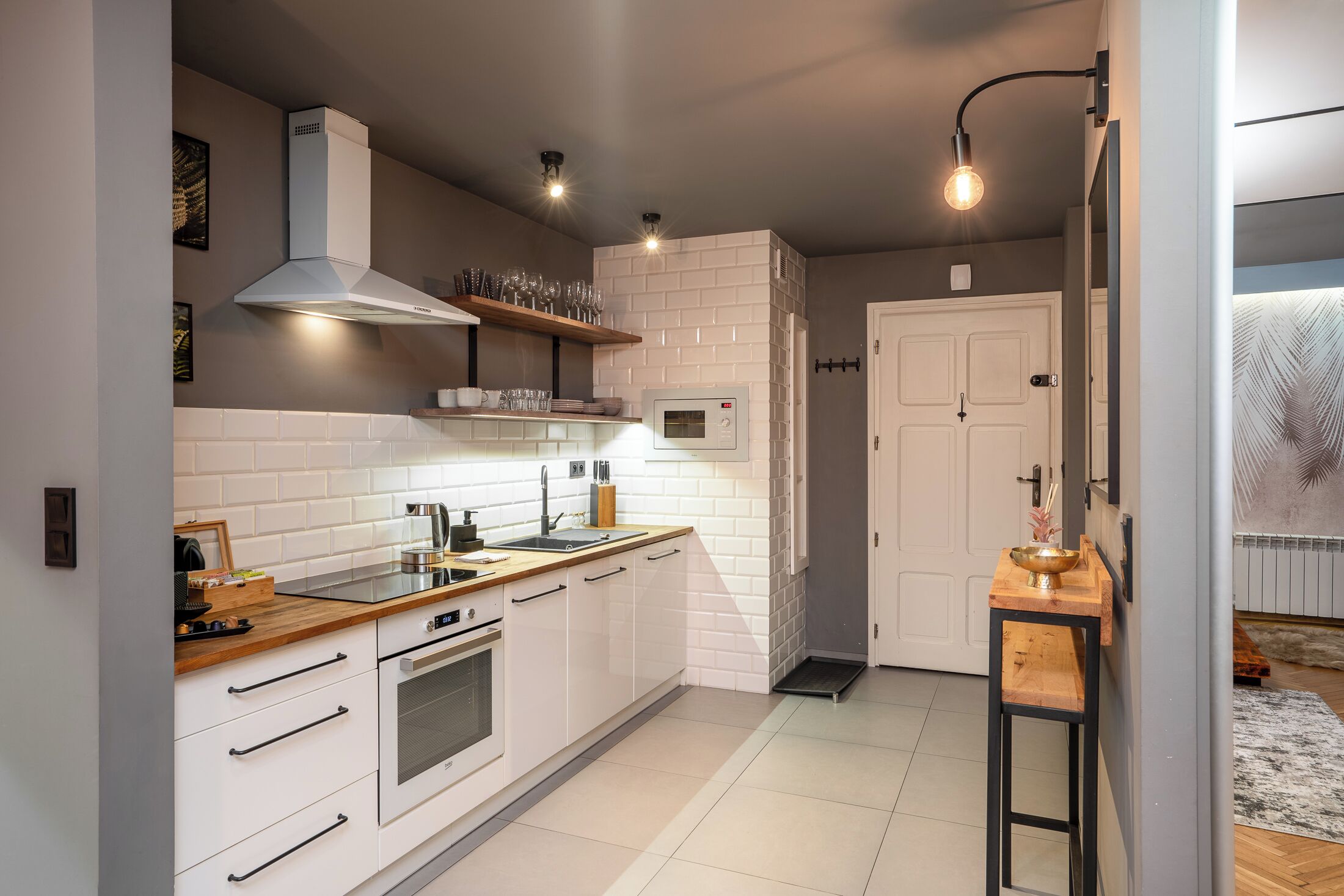 Superior Condo | Private kitchen