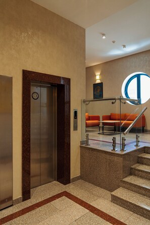 Staircase - City Park Inn Baku (Baku)