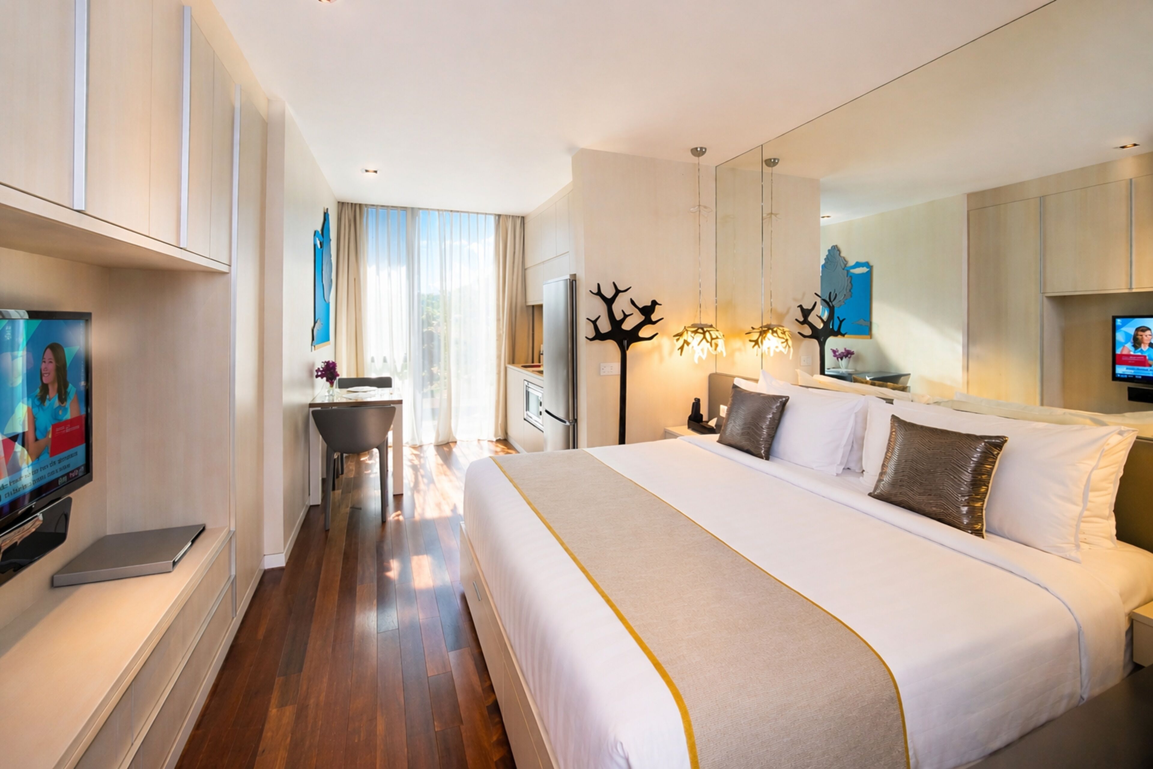 Premier King Studio Type 1