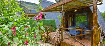 Spacious 5-bedroom bungalow with AC, WiFi in amazing Muğla