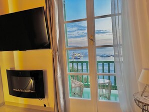 Smart-TV, Kamin