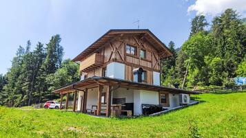 Esterni