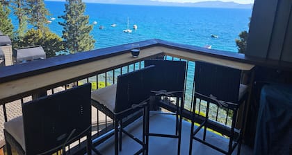 3-bedroom newly renovated condo with beautiful views of Lake Tahoe. Pet Friendly