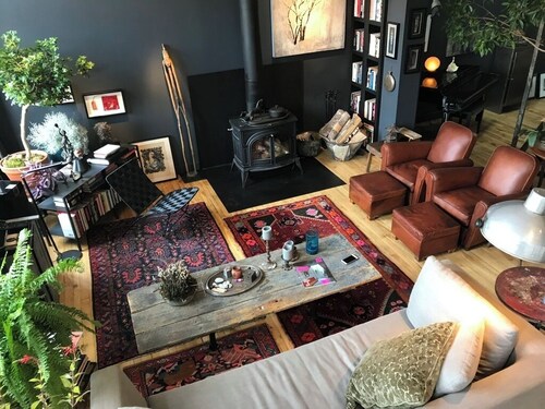 Spectacular Urban Loft Downtown on Quiet Street