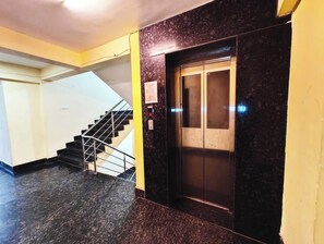 Elevator