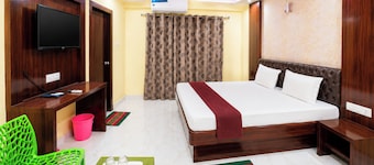 HOTEL ARYA PALACE