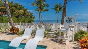 Pool - Turtle Crawl on Long Key Oceanfront Beachfront with dock and pool (Long Key)