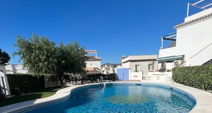 Pet Ok - 10min to the Beach - Pool - 7 Guests