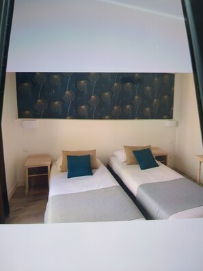 3 bedrooms, WiFi, bed sheets