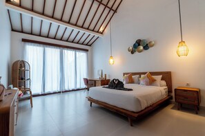 Luxury Villa, 2 Bedrooms, Private Pool | Desk, laptop workspace, iron/ironing board, free WiFi