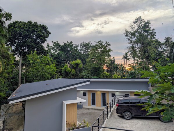 숙박 시설 정면