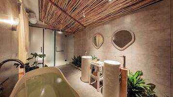 Premier Private Garden Villa with Pool View | Bathroom | Separate tub and shower, deep soaking tub, free toiletries, hair dryer