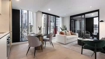 Apartment, 1 Queen Bed, Non Smoking | Living area | 36-inch Smart TV with satellite channels