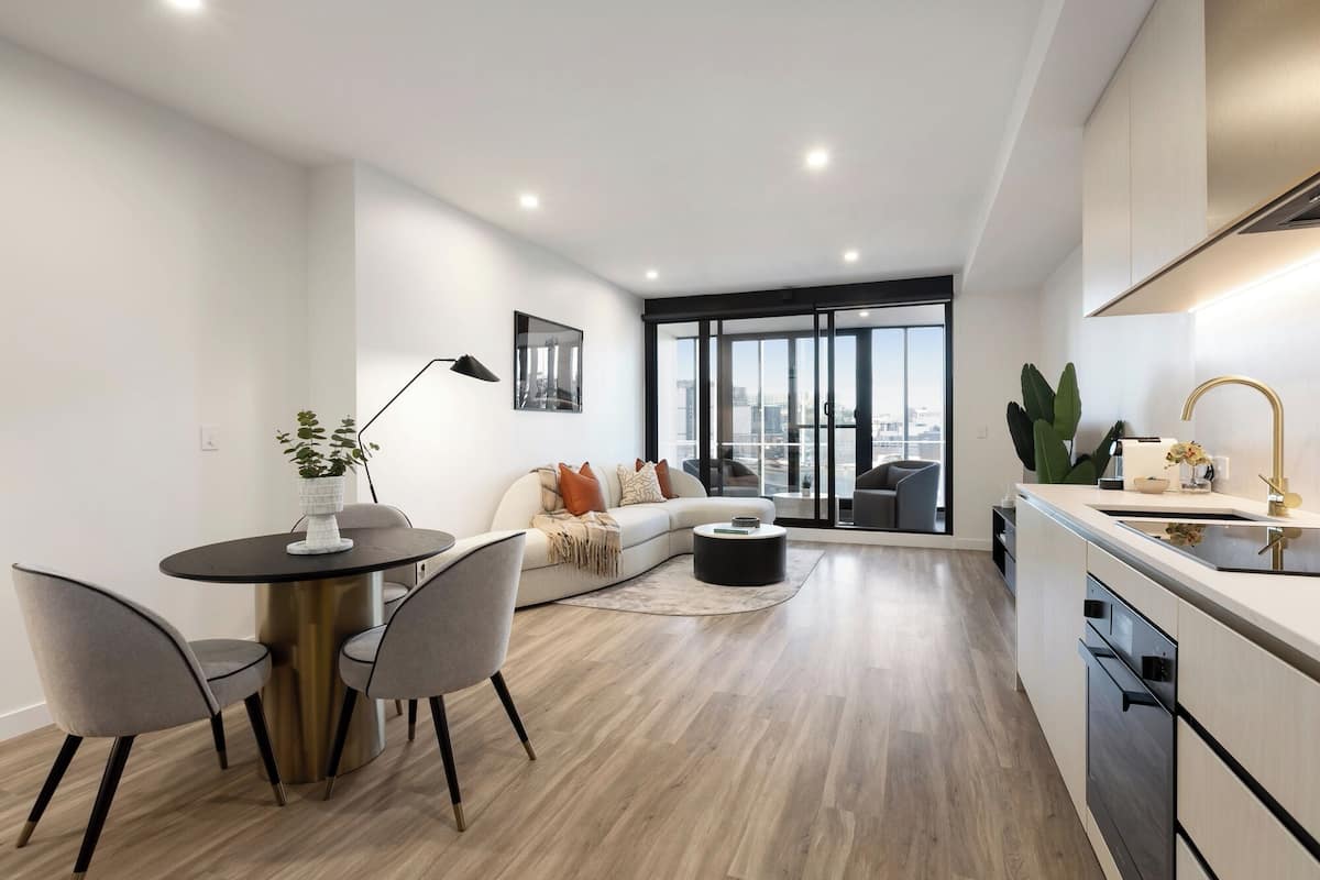 Estudio, 1 cama de matrimonio, no fumadores | Zona de estar | Smart TV de 36 pulgadas con canales por satélite
