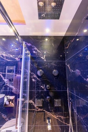 Classic Room, Pool View | Bathroom | Hair dryer, bathrobes, slippers, towels - VSP RENT ROOMS FUeGO (Sithonia)