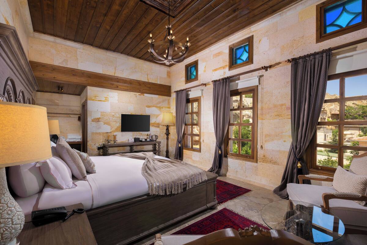 Thalia Room | View from room