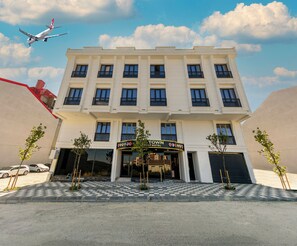 Exterior - Hilltown Airport Hotel (Arnavutkoy)