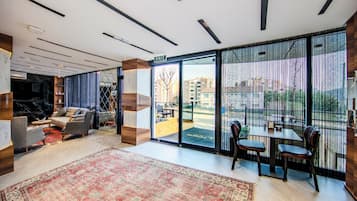 Sala de estar en el lobby